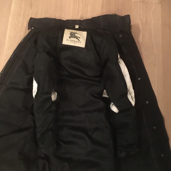 ‼️🔥Stunning Burberry plaid puffer - Picture 8 of 11